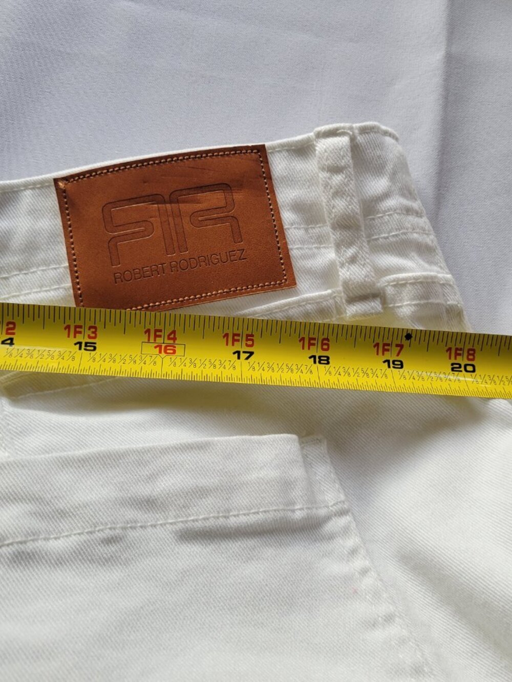 Robert Rodriguez Chalk Barrel Seamed High White Denim Jeans - Picture 2 of 16